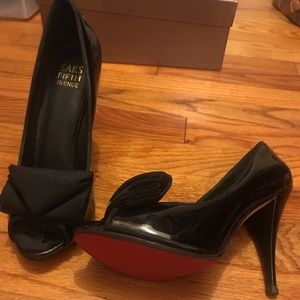 Saks Fifth Avenue Black Red bottom heels
